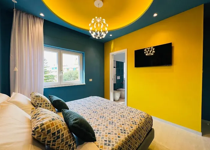 Гостьовий будинок Yourhome - Lucrezia