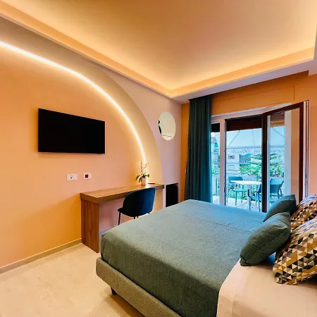 Pensión Yourhome - Lucrezia