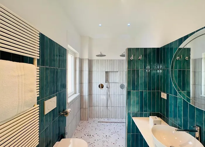 Penzion Yourhome - Lucrezia 4*