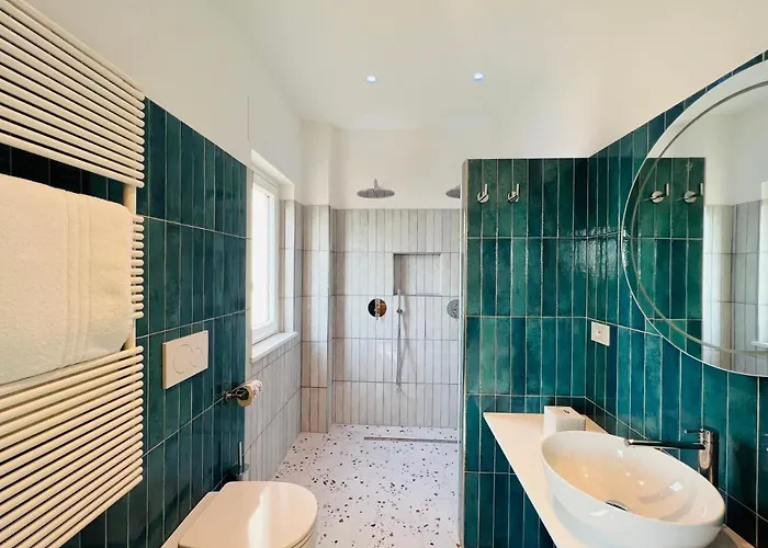 Yourhome - Lucrezia Penzion 4*