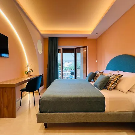 Гостевой дом Yourhome - Lucrezia 3*